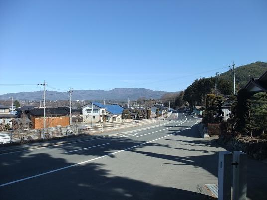 八幡神社から高遠城方向.jpg